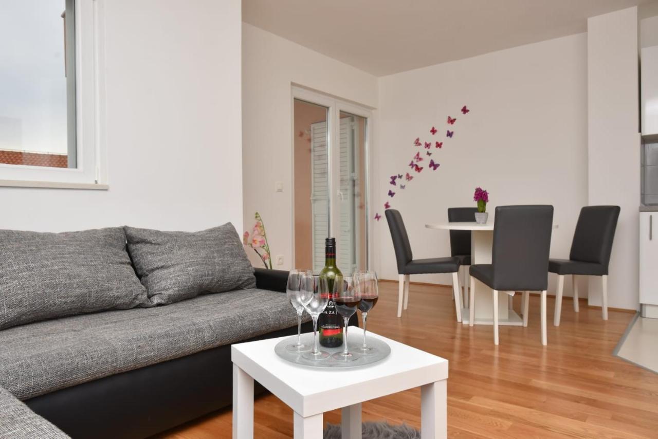 Apartment Anna A2+2 Makarska Ngoại thất bức ảnh